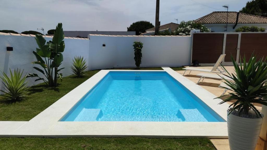 Palapa Garden Alojamientos, Piscina Privada Y Cerca Del Mar Chiclana de la Frontera Ngoại thất bức ảnh