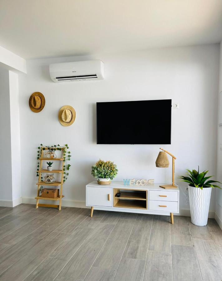 Palapa Garden Alojamientos, Piscina Privada Y Cerca Del Mar Chiclana de la Frontera Ngoại thất bức ảnh