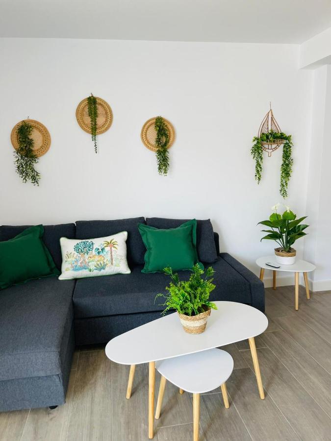 Palapa Garden Alojamientos, Piscina Privada Y Cerca Del Mar Chiclana de la Frontera Ngoại thất bức ảnh
