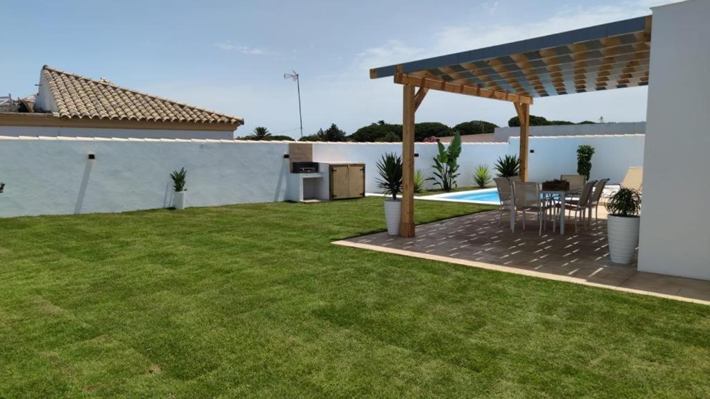 Palapa Garden Alojamientos, Piscina Privada Y Cerca Del Mar Chiclana de la Frontera Ngoại thất bức ảnh