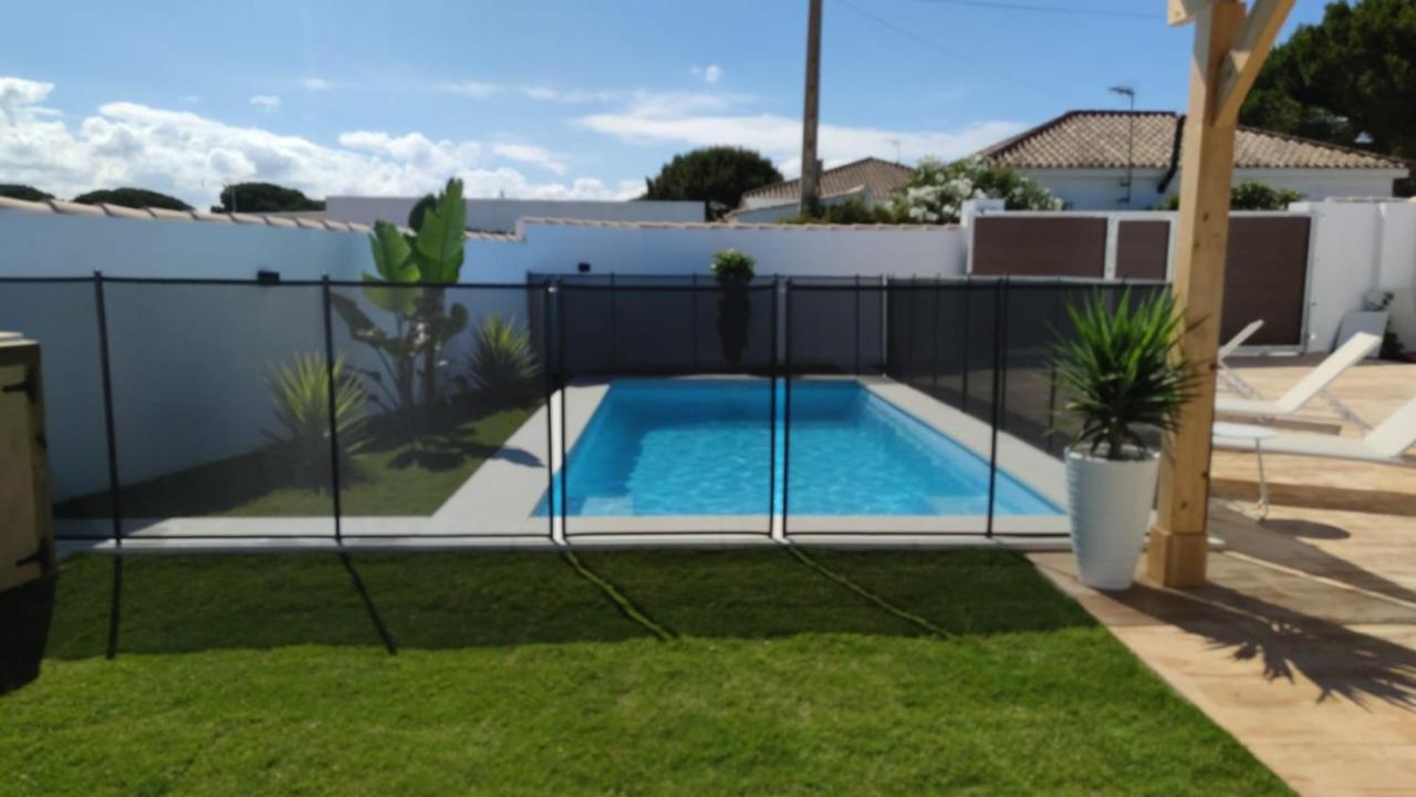 Palapa Garden Alojamientos, Piscina Privada Y Cerca Del Mar Chiclana de la Frontera Ngoại thất bức ảnh