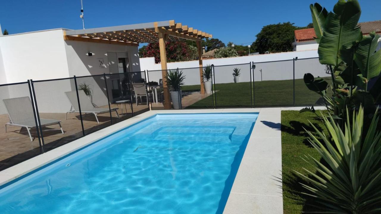 Palapa Garden Alojamientos, Piscina Privada Y Cerca Del Mar Chiclana de la Frontera Ngoại thất bức ảnh