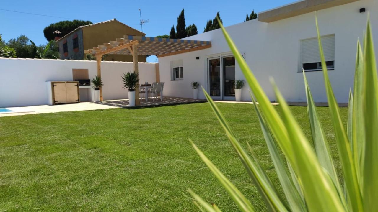 Palapa Garden Alojamientos, Piscina Privada Y Cerca Del Mar Chiclana de la Frontera Ngoại thất bức ảnh