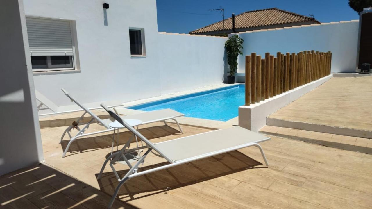 Palapa Garden Alojamientos, Piscina Privada Y Cerca Del Mar Chiclana de la Frontera Ngoại thất bức ảnh