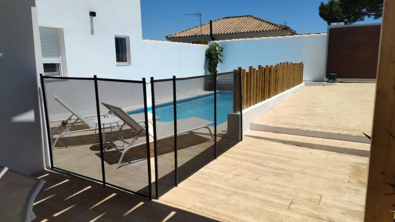 Palapa Garden Alojamientos, Piscina Privada Y Cerca Del Mar Chiclana de la Frontera Ngoại thất bức ảnh