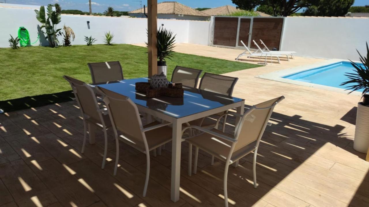 Palapa Garden Alojamientos, Piscina Privada Y Cerca Del Mar Chiclana de la Frontera Ngoại thất bức ảnh