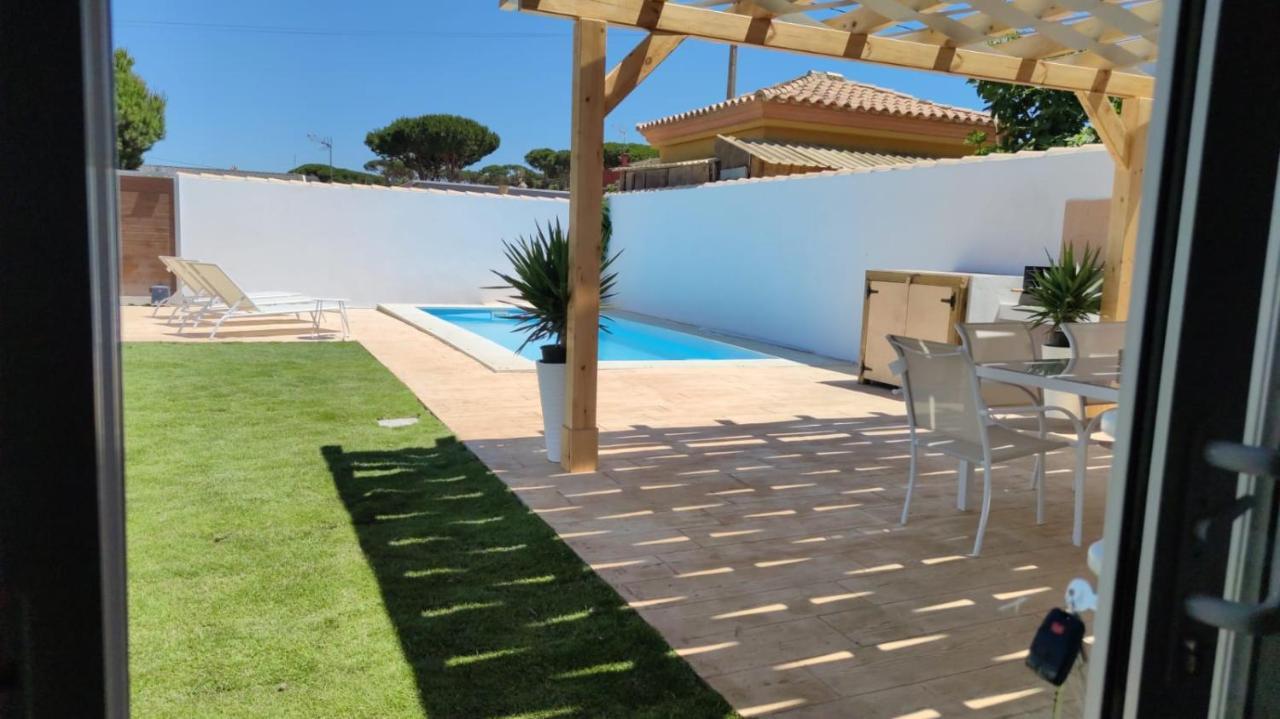 Palapa Garden Alojamientos, Piscina Privada Y Cerca Del Mar Chiclana de la Frontera Ngoại thất bức ảnh