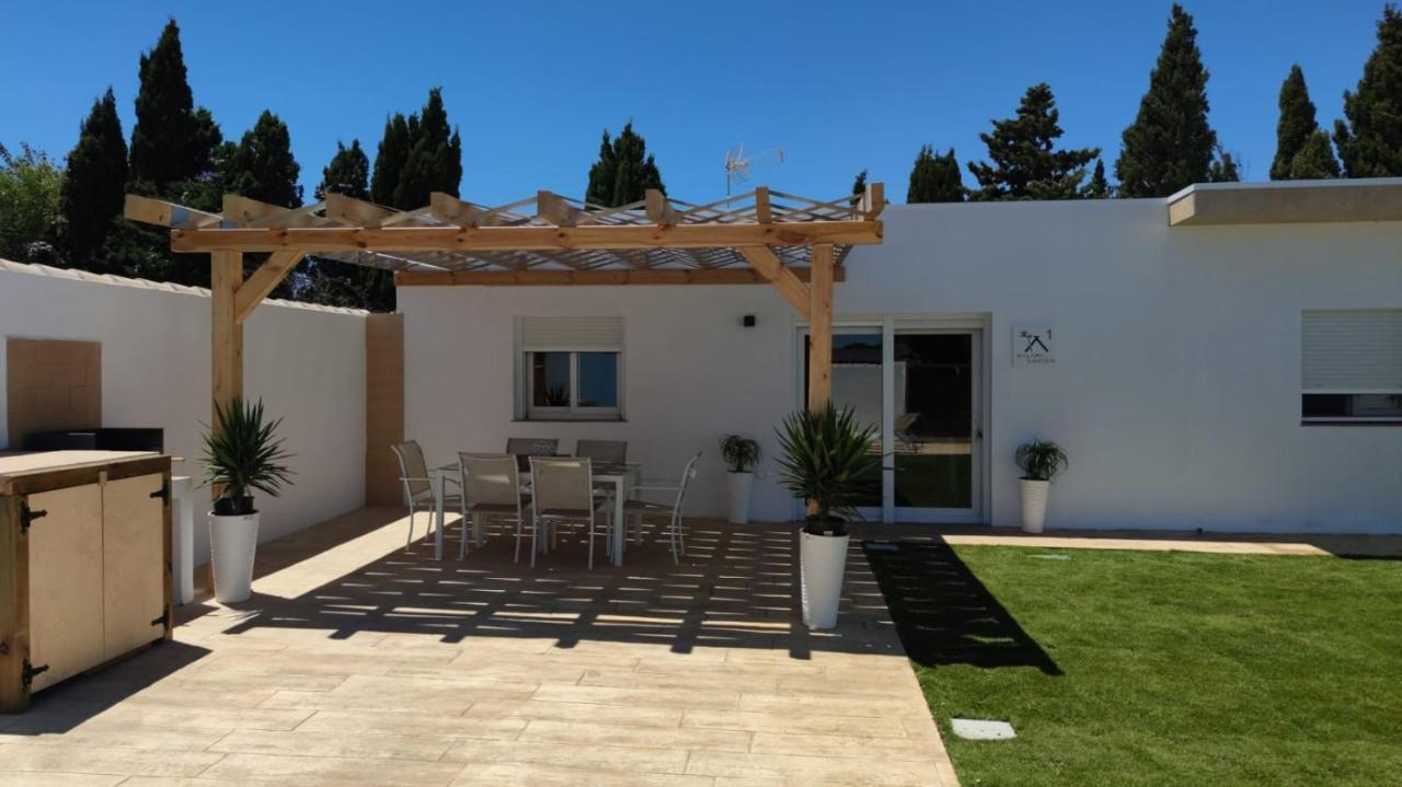 Palapa Garden Alojamientos, Piscina Privada Y Cerca Del Mar Chiclana de la Frontera Ngoại thất bức ảnh